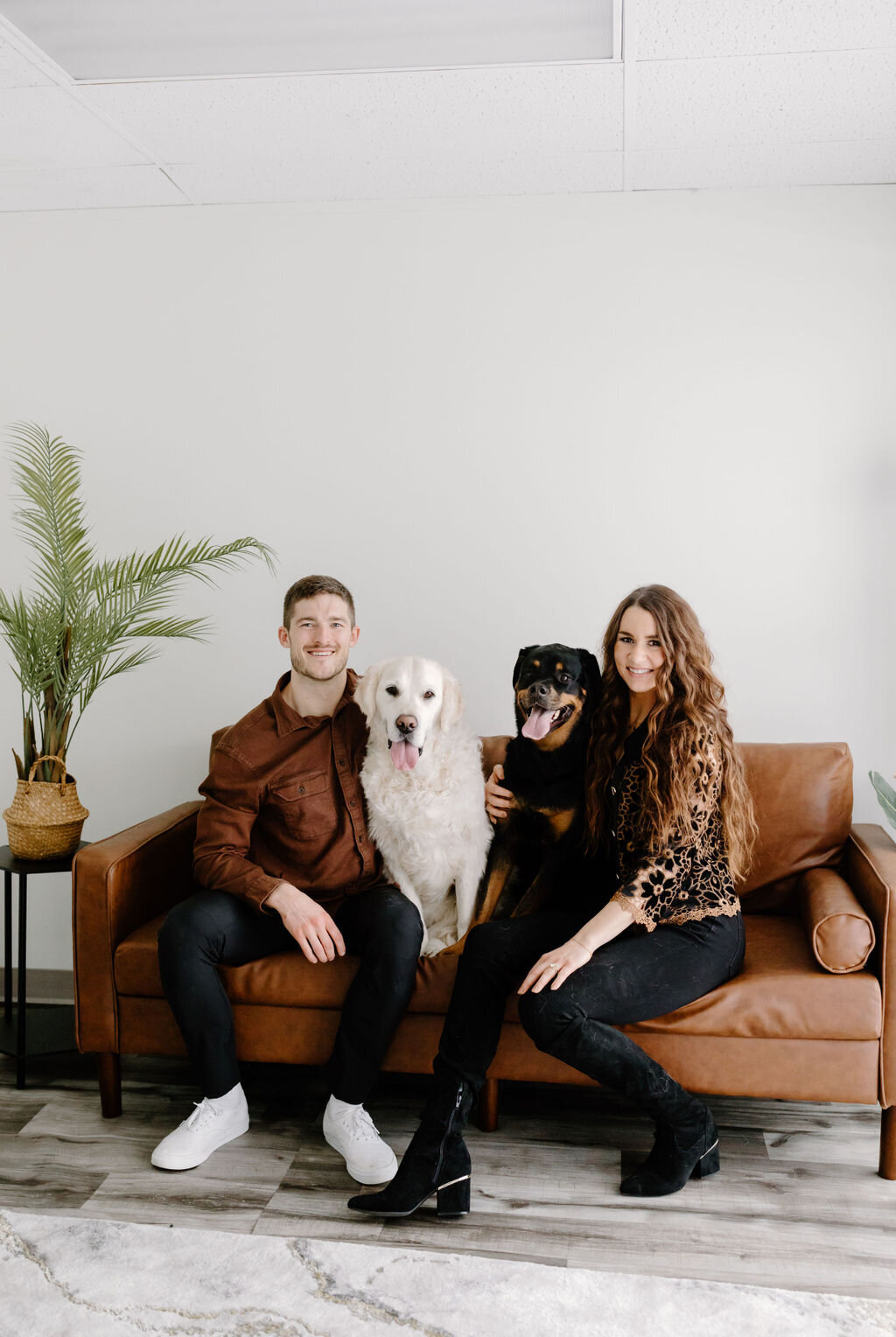 christina_ney_photography_wedding_engagement_lifestyle_photographer_dubuque_iowa_wedding_planning_assistance_adventurous_bold_laidback Family Photography21