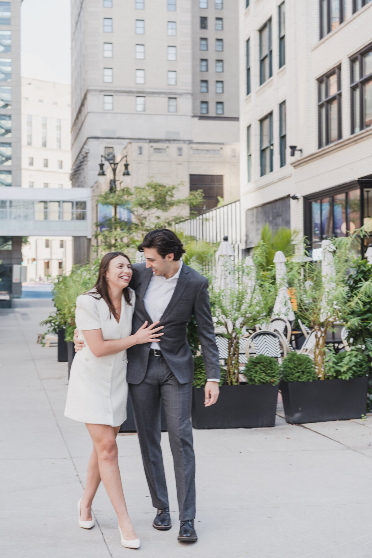 Chic-Detroit-Engagement-Session-Stylish-Natural-Photography2