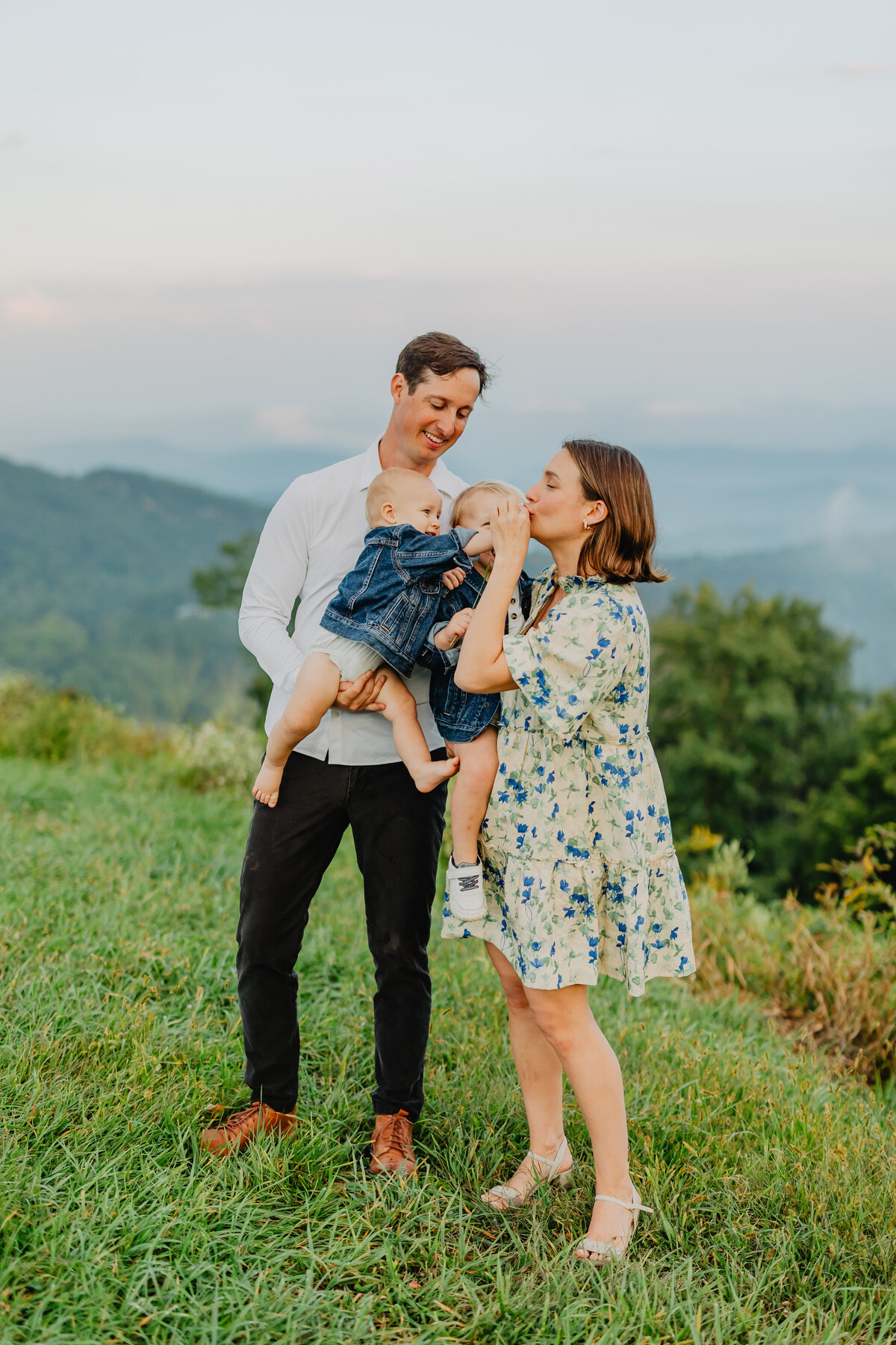 Bethany Barton Photography - Boone NC Family Photographer