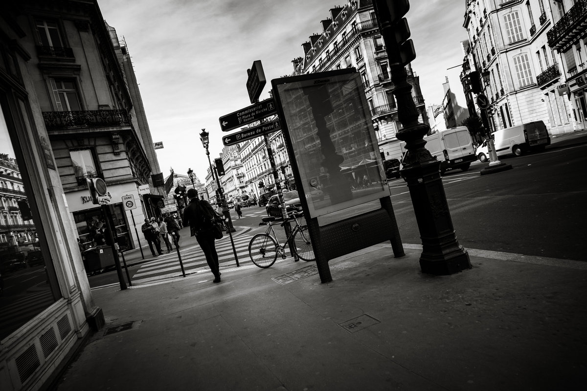 Streets of Paris BW 105