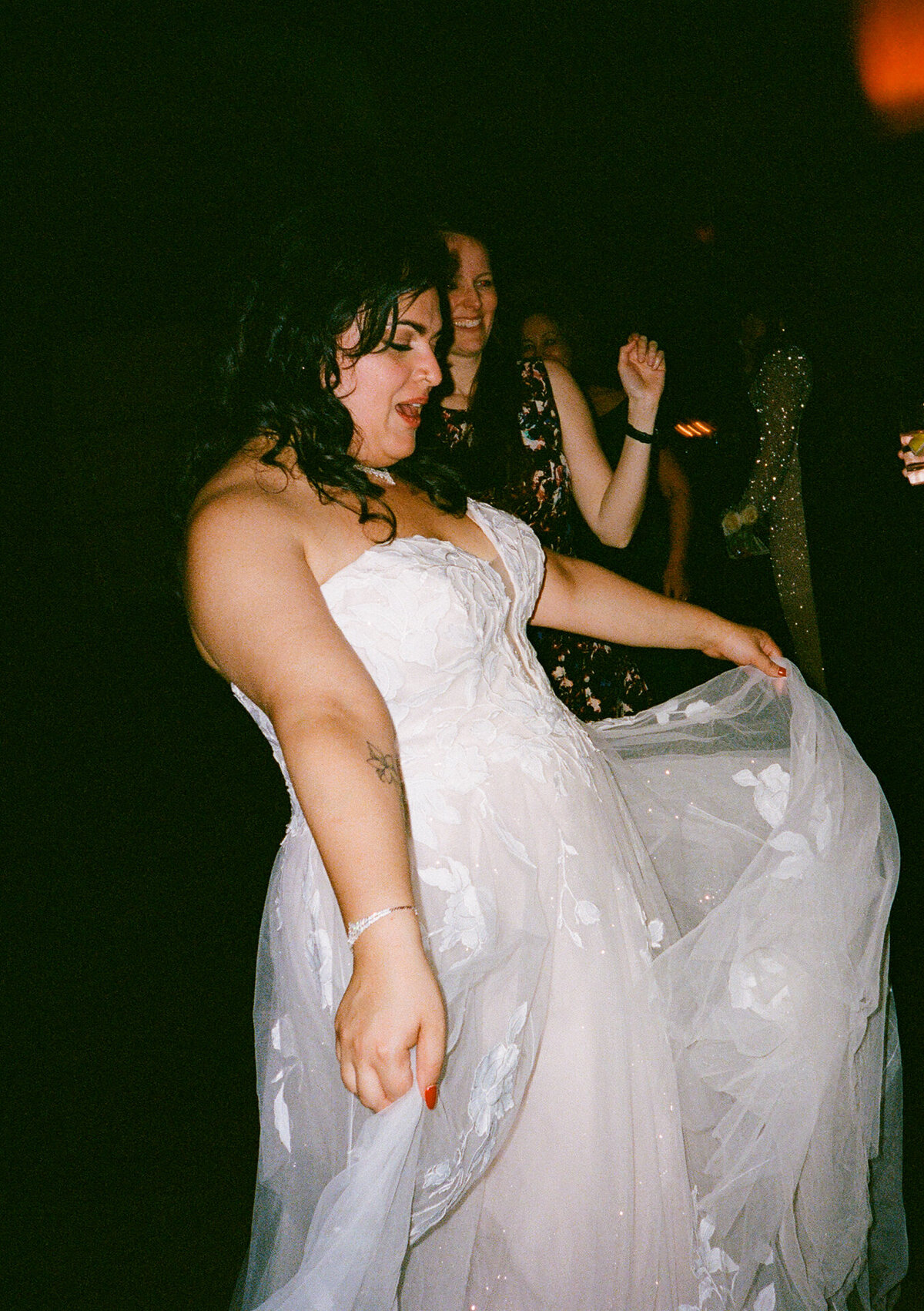 Wedding Gallery_00000760_000007600039