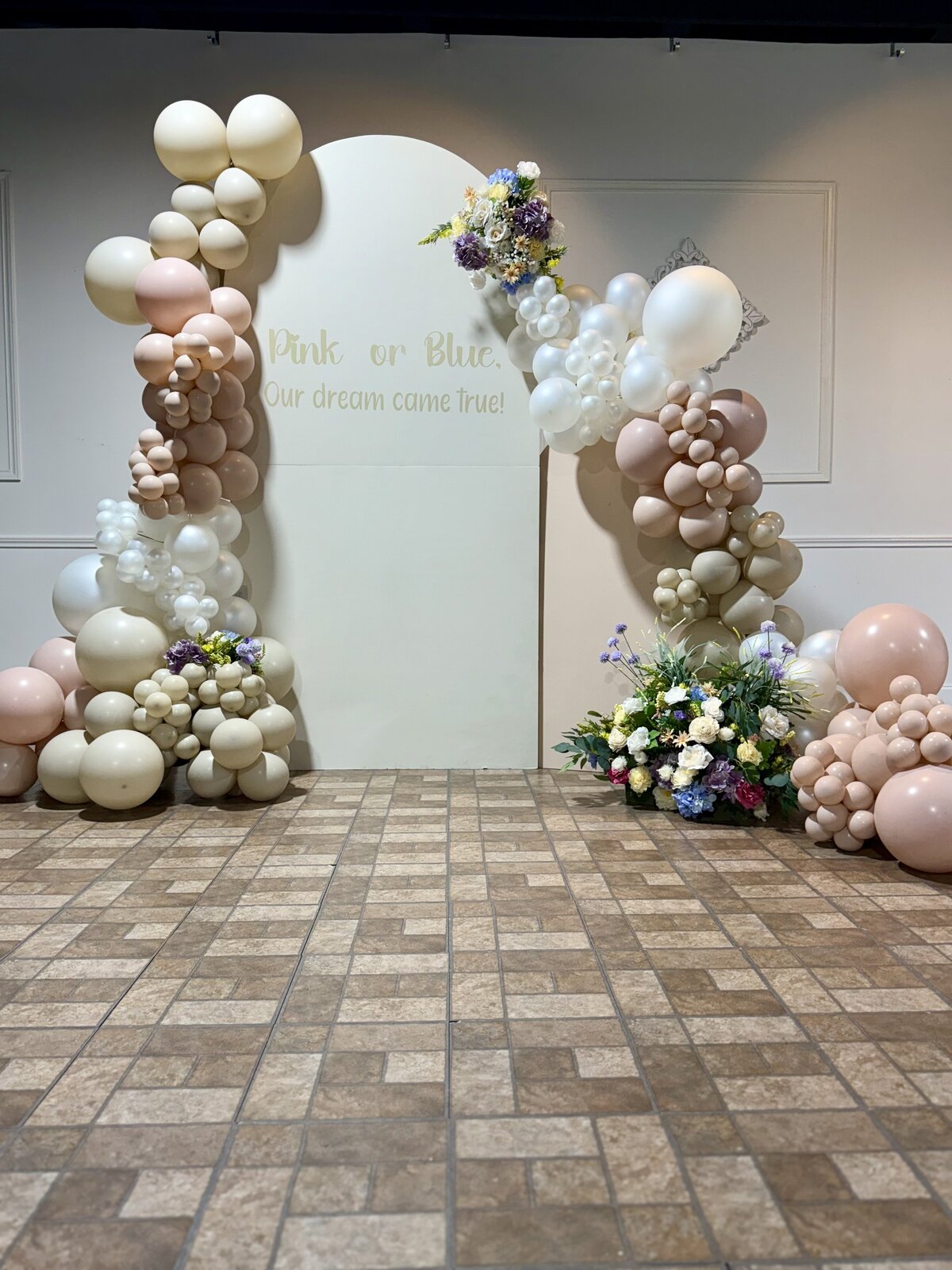 Austin - balloons -7