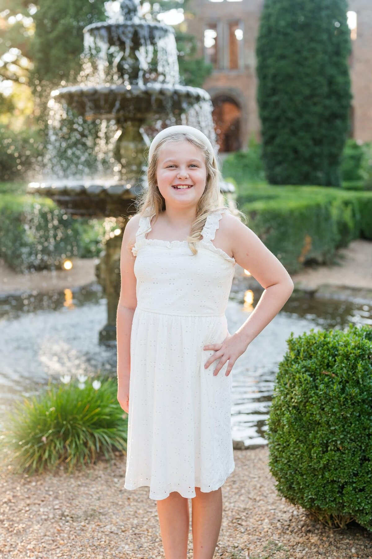 Elli-Row-Photography-Barnsley-Gardens_6139_1