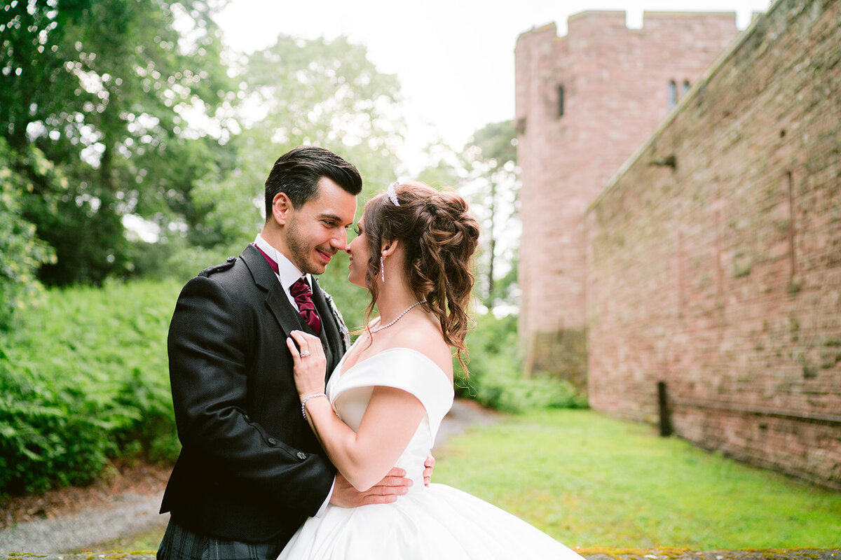 peckforton-castle-wedding-photos-315