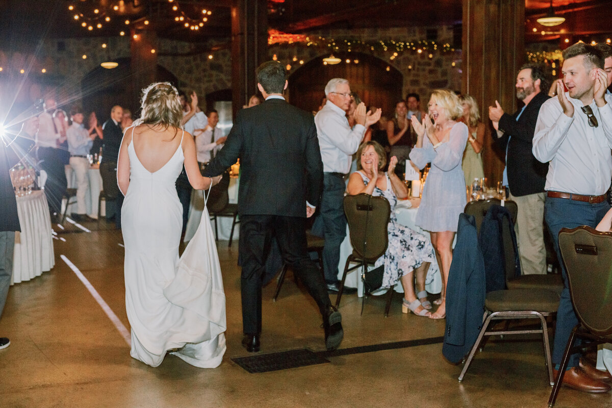 Suncadia Wedding-Swiftwater Cellars Wedding Photographers-Something Minted Photography-450