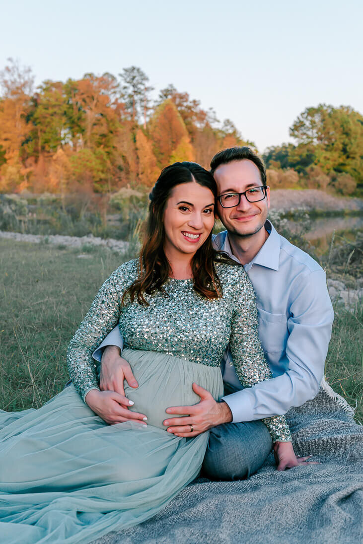 maternity-photoshoot-ideas-10