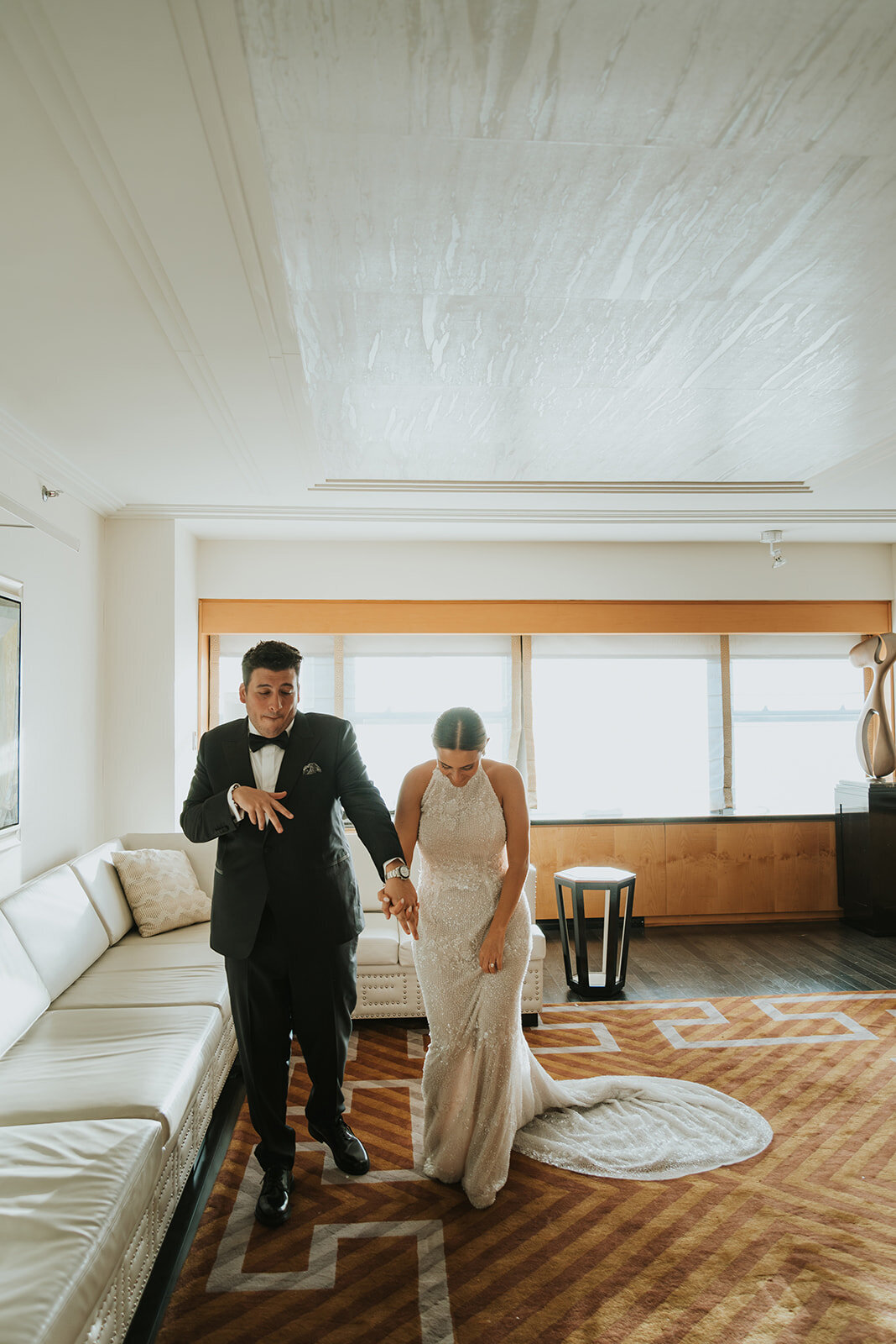 CORRIE-ZACH-NYC-WINTER-WEDDING-AT-GOTHAM-HALL_PHOTOS_BY_MARIA_B_LUNG_0293