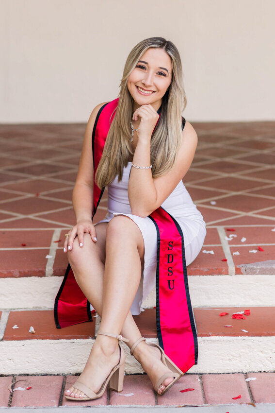 senior-girl-on-steps-san-diego-state