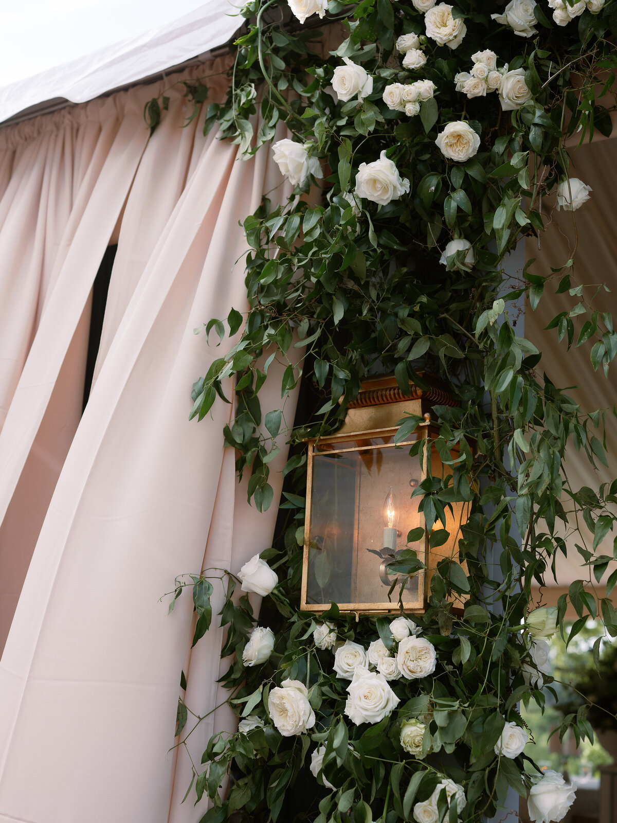 Oxford Mississippi luxury tented wedding photographer 0015