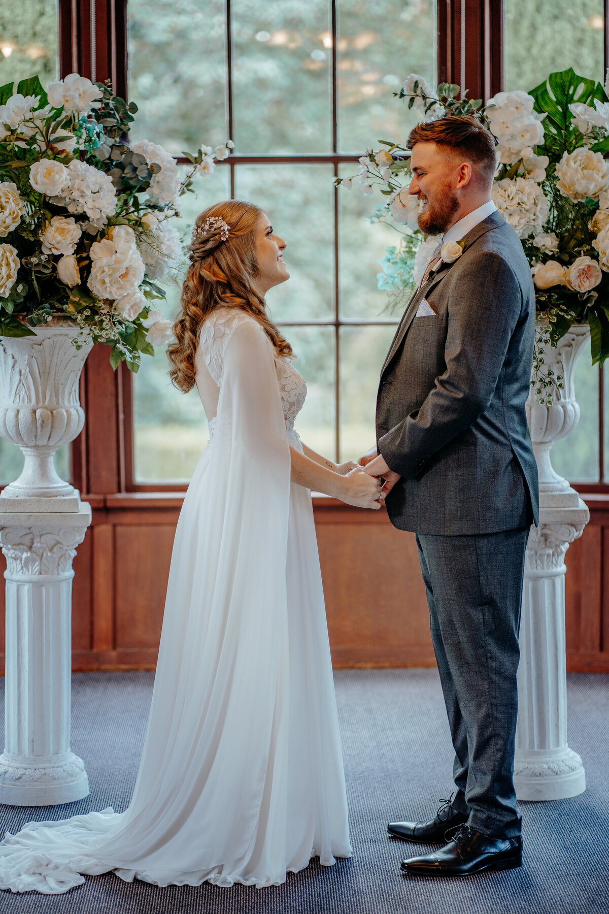 Marybrooke Manor wedding photos by Jake Grinde