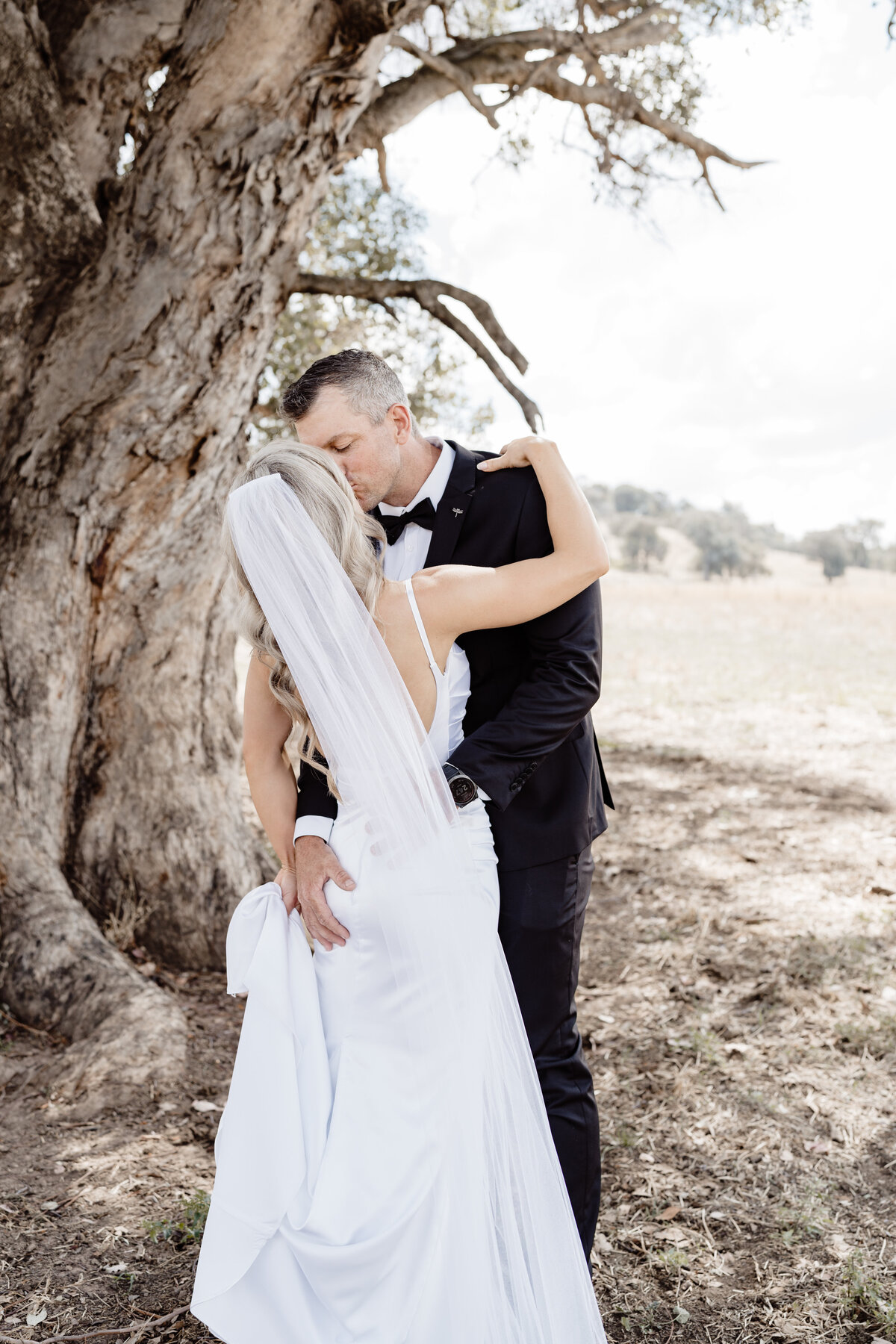 Rebecca and Kiel - First Look - JessicaCarrollPhotographer-9