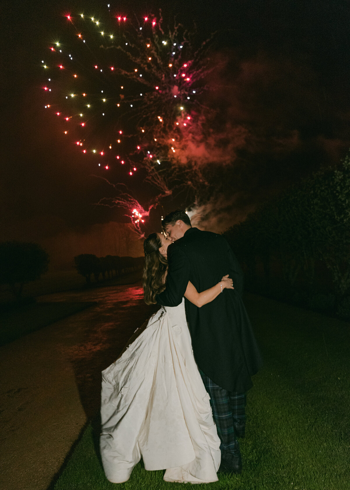 Corrie-Wilf-Wedding-Yester-Estate-Chloe-Winstanley-Photography-939