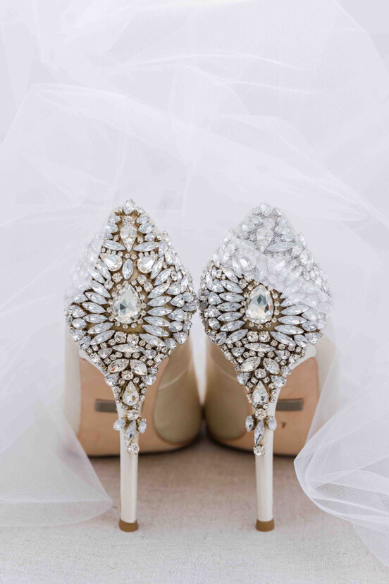 wedding-shoes-with-crystals