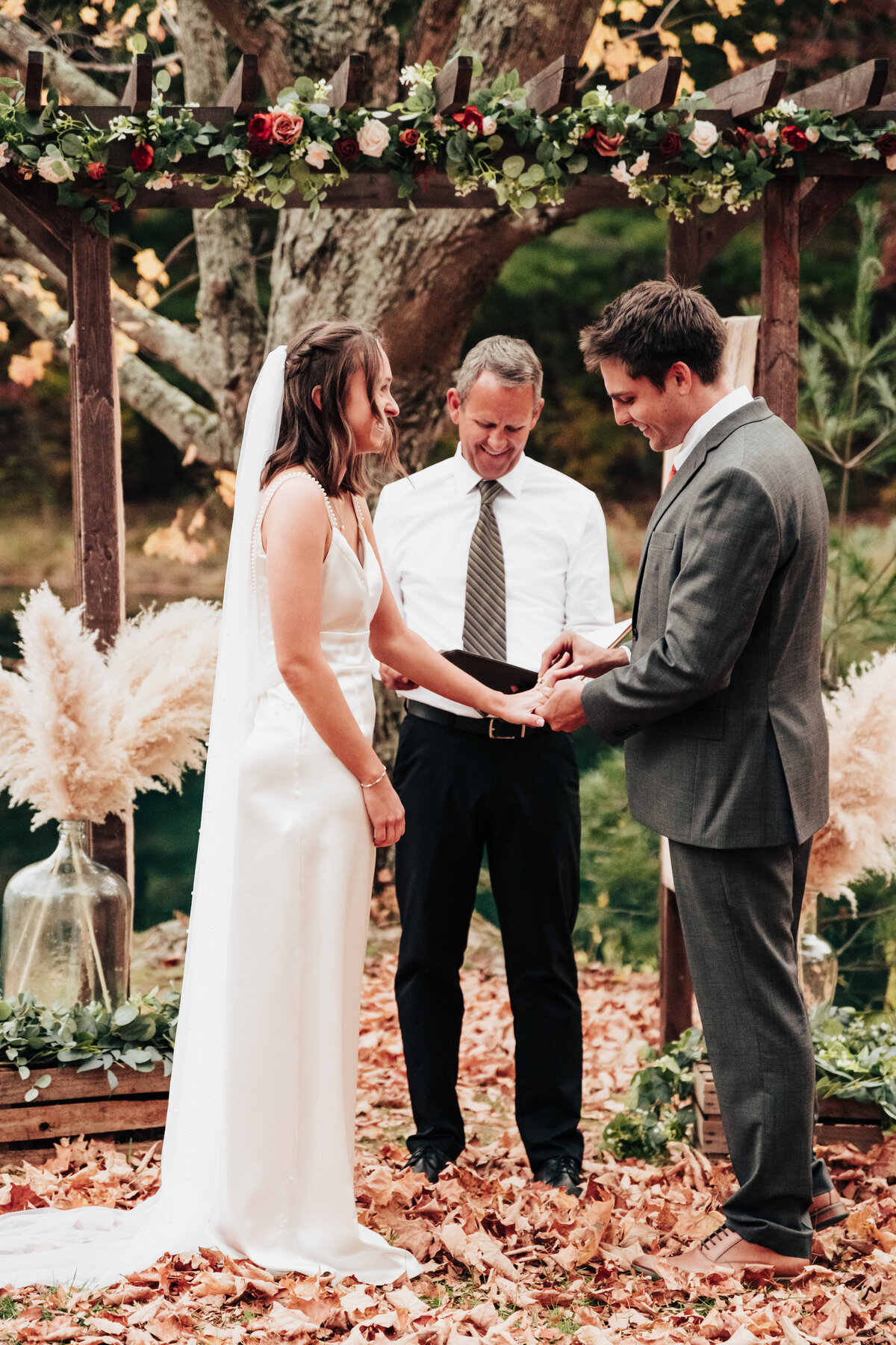 Kaila and Company-rylie and riley hocking hills elopement-44