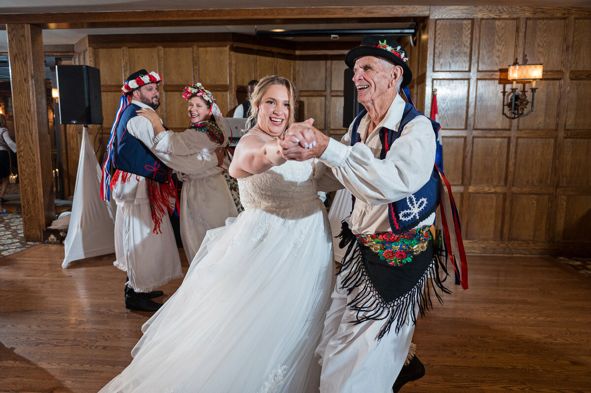 Wedding-Photographer-in-Michigan-190