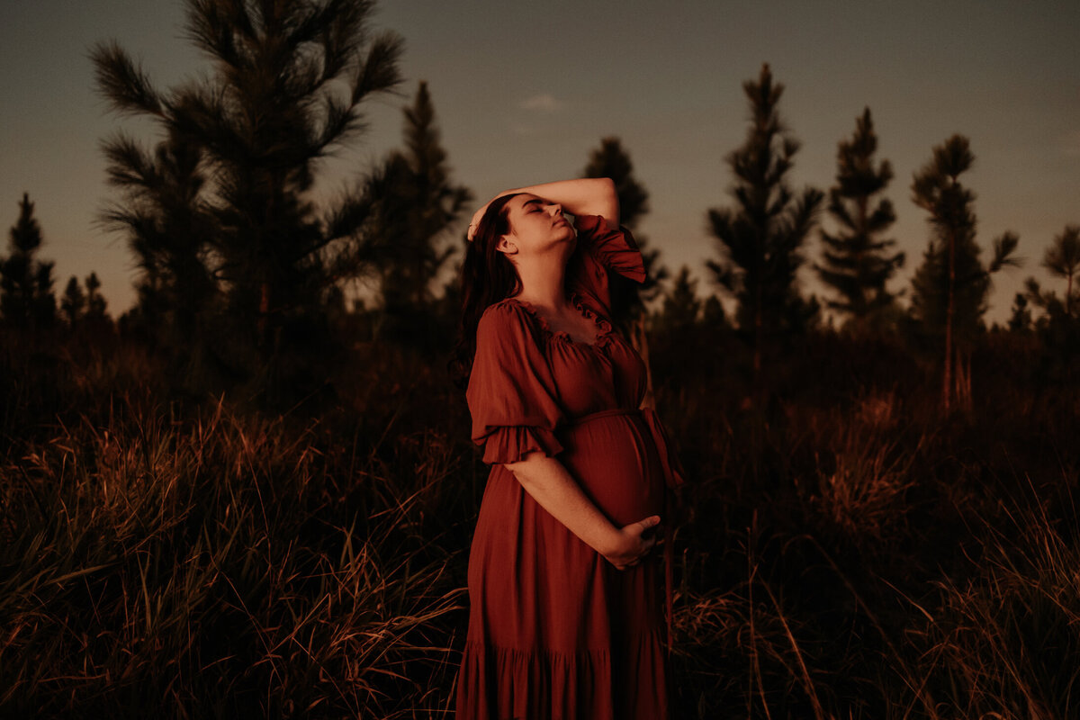 Maternity photo with mother expecting twins at glasshouse Mountains
