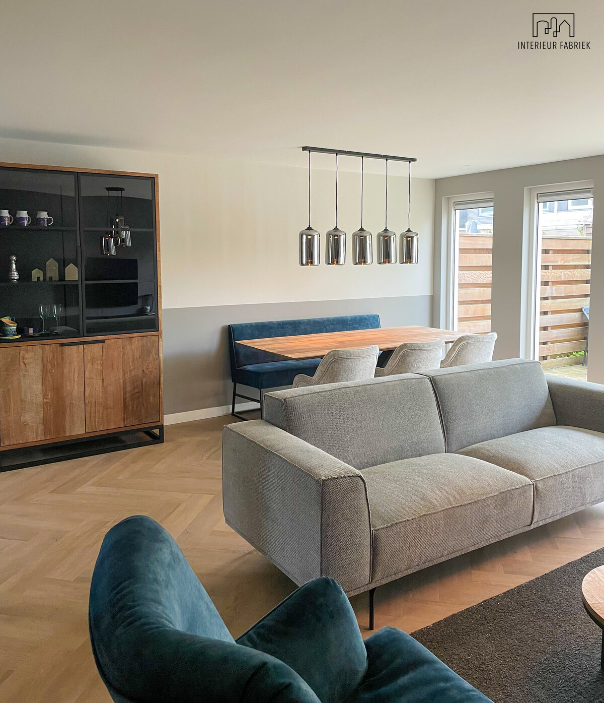 Interieurdesign Woerden, Interieurontwerpstudio Woerden, Interieurontwerper Woerden, Interior design Woerden, Interieurstudio Woerden, Interieur ontwerpen Woerden, Interieur ontwerp Woerden, Interieurinrichting Woerden, Interieurstylist Woerden, Interieurontwerp Woerden, Interieuradvies Woerden, Toilet Woerden, Ronde spiegels Woerden, PVC Vloer Woerden, Hoekbank Woerden, Eettafel Woerden, Arte Behang Woerden, Wave plooi gordijnen Woerden