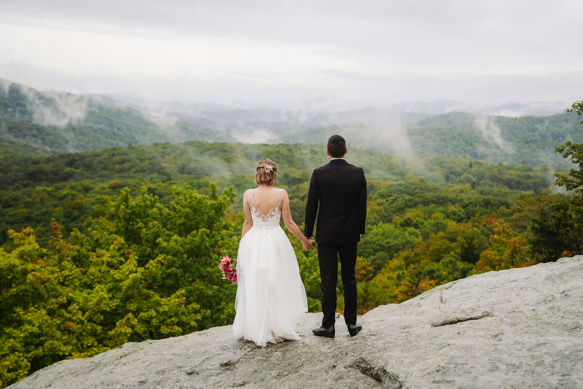 Beacon-Heights-NC-Elopement-17