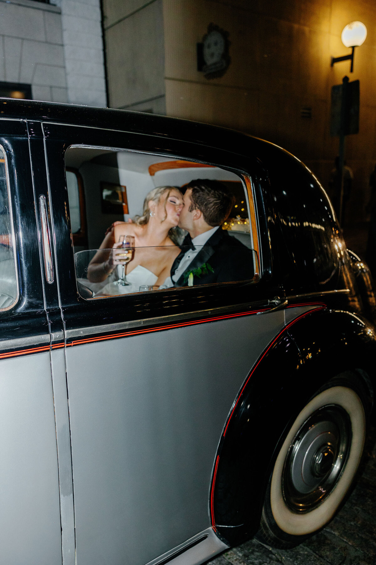 downtown-savannah-wedding23