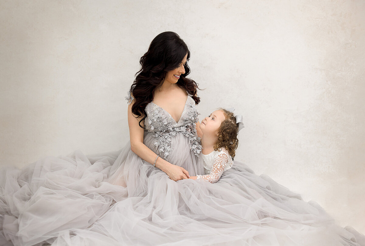Jenny Havens Photography Dallas Texas Newborn Photographer Studio Motherhood Family Baby Custom Heirloom Imagery Light Airy Luxury JHP 02_09_23 12 WEB