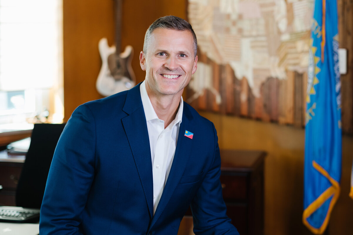 paul-headshots2021-1195