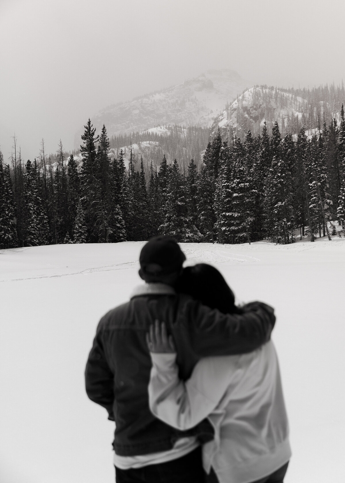 Ashlynn Shelby Photography_Rock Mountain National Park Engagement Shoot_ Dream Lake Engagement Shoot-7