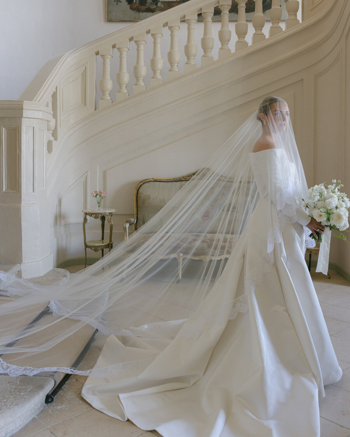 Chateau-de-Grand-Luce-wedding-florist-Floraison9