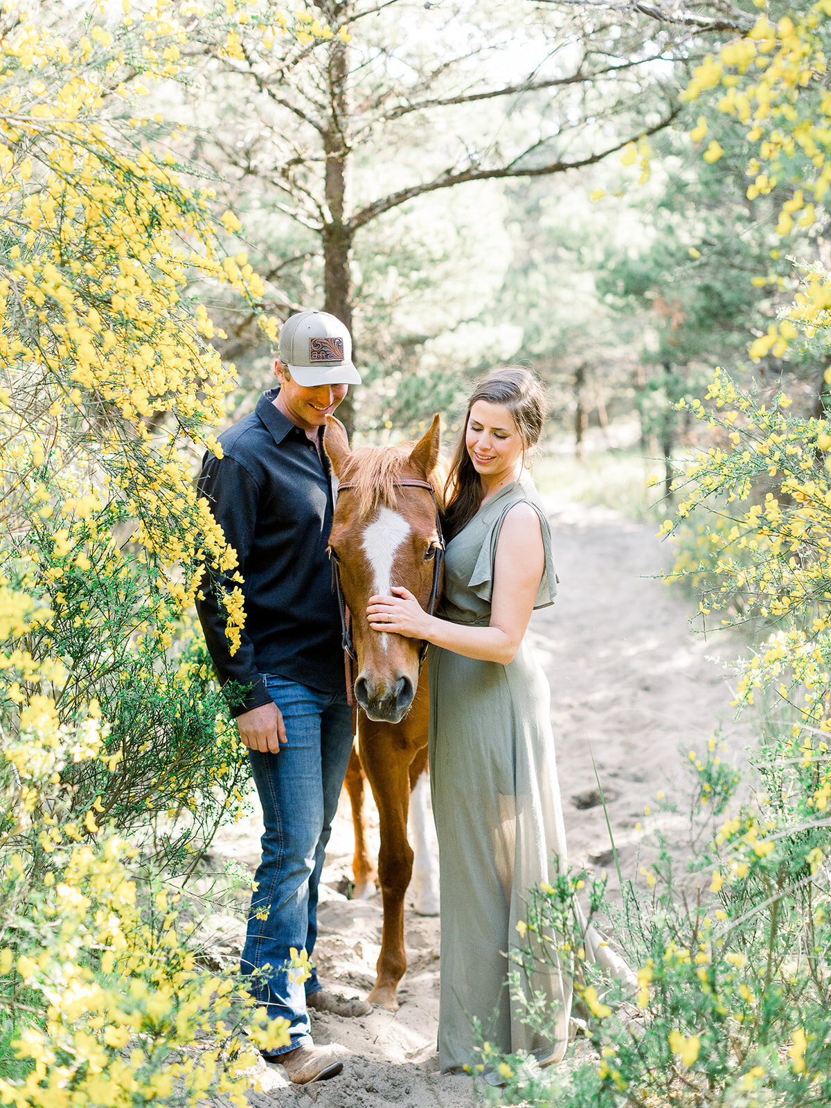 western horse engagement session1yP2b575709786x