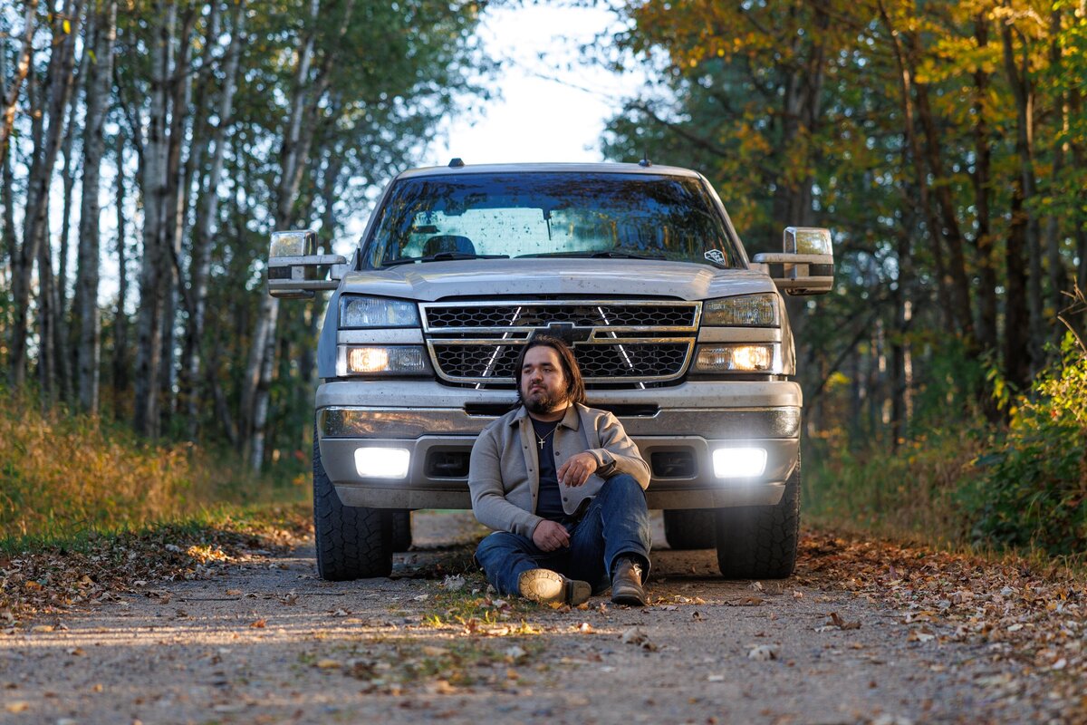 27-Jacob-Senior-Photographer-St-Cloud-Brainerd-MN-MindiJenningsPhotography