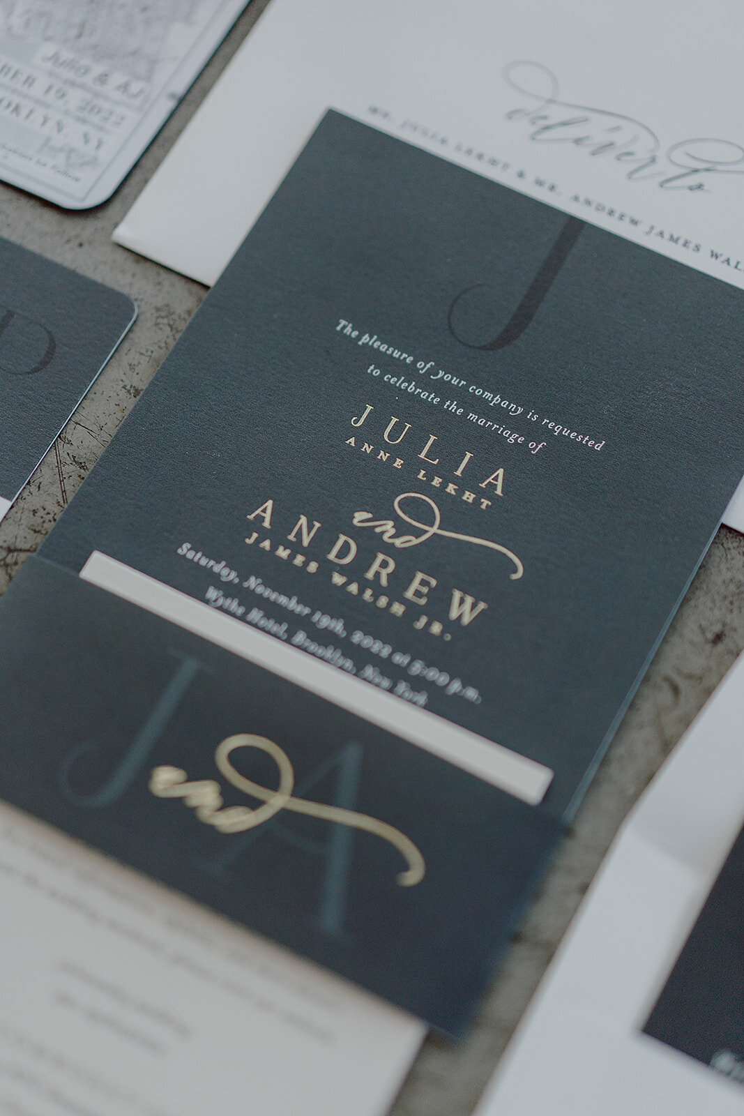 0011_20221119_PREVIEW_Julia+AJ