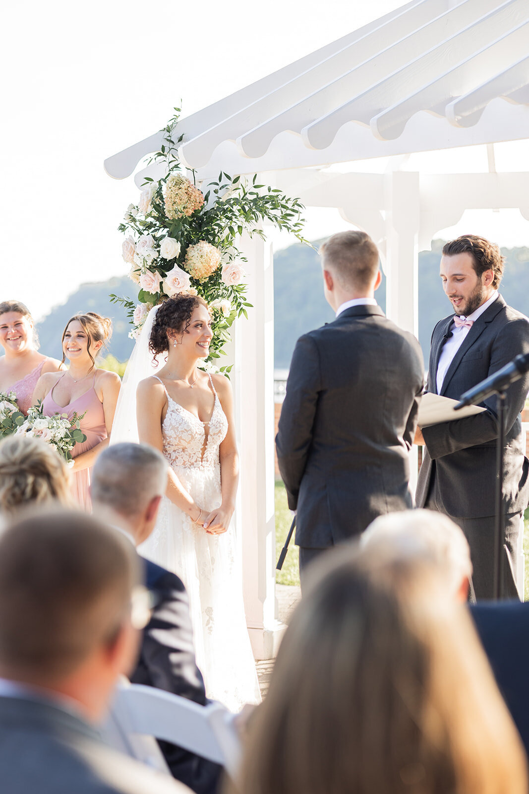 emotional moment during grandview wedding ceremony