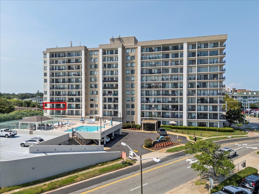 2 Unit 309- Corner Unit