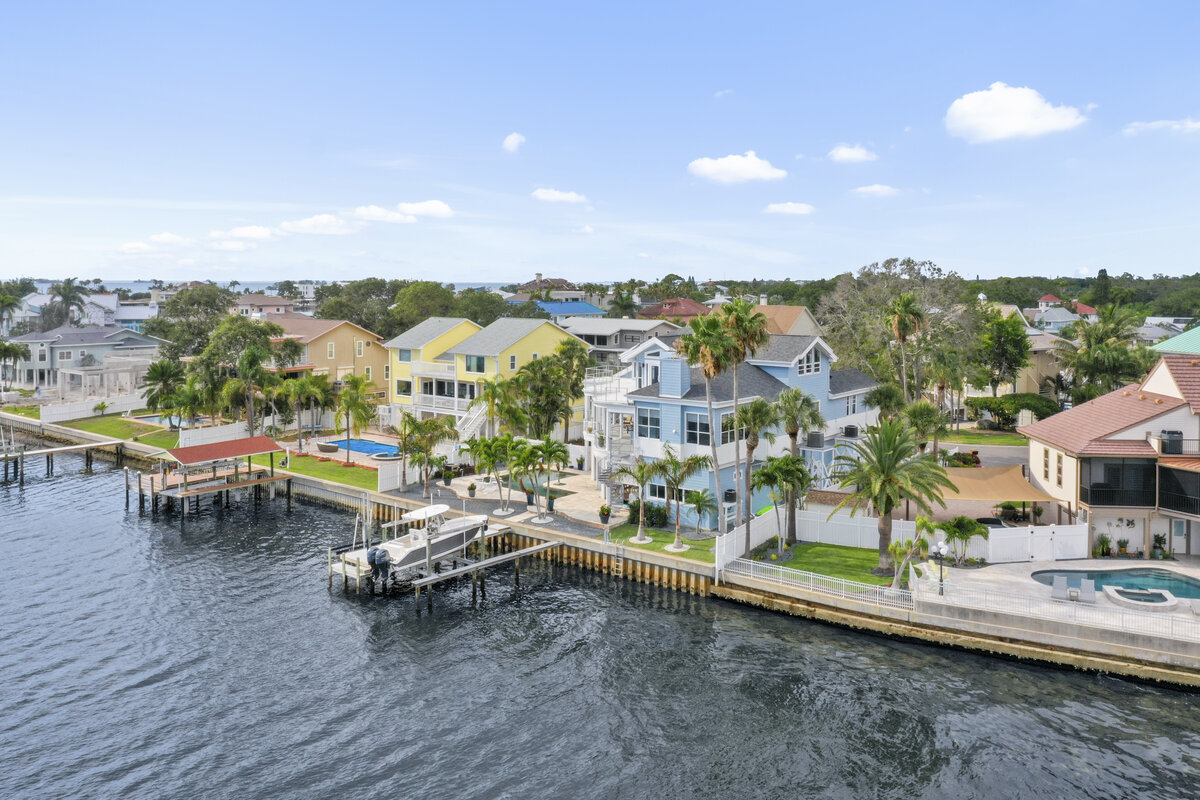 104 Homeport Dr Siding Roof - DJI_0043