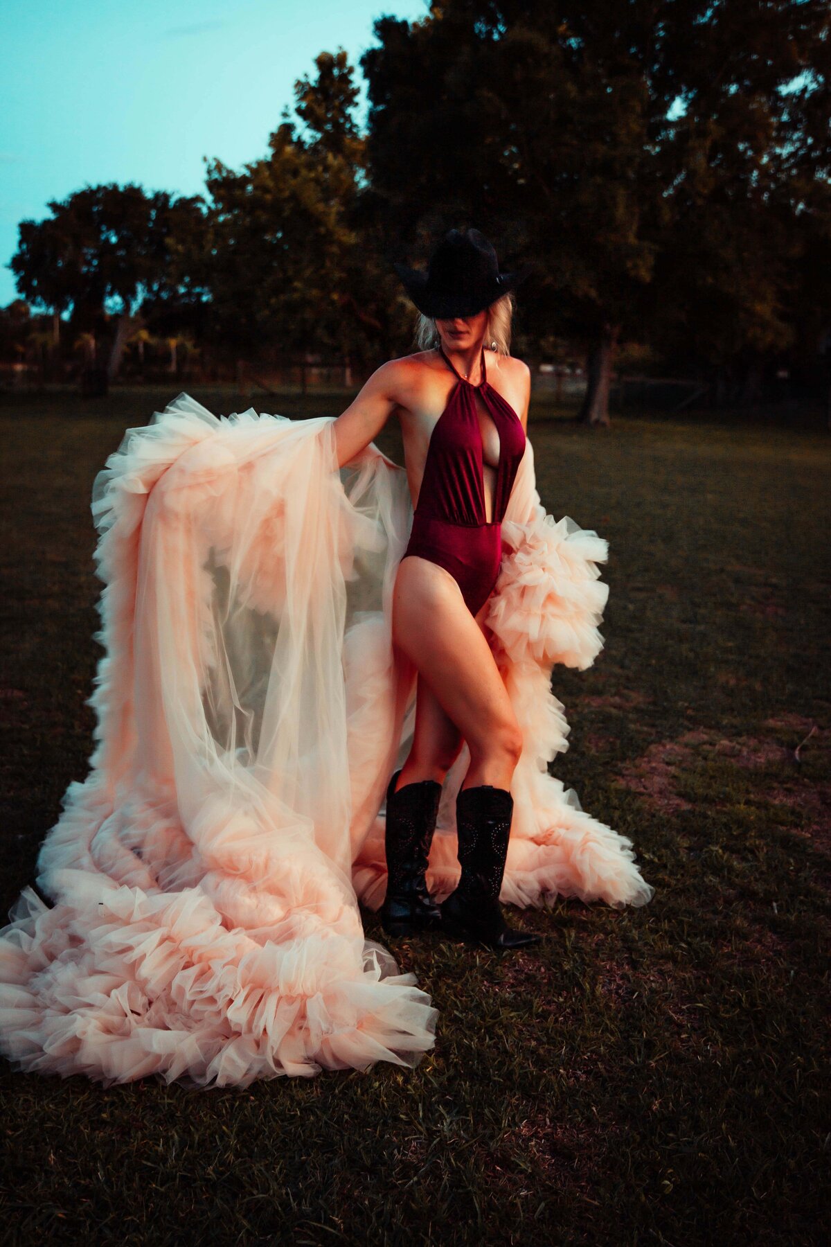 western boudoir photography for women