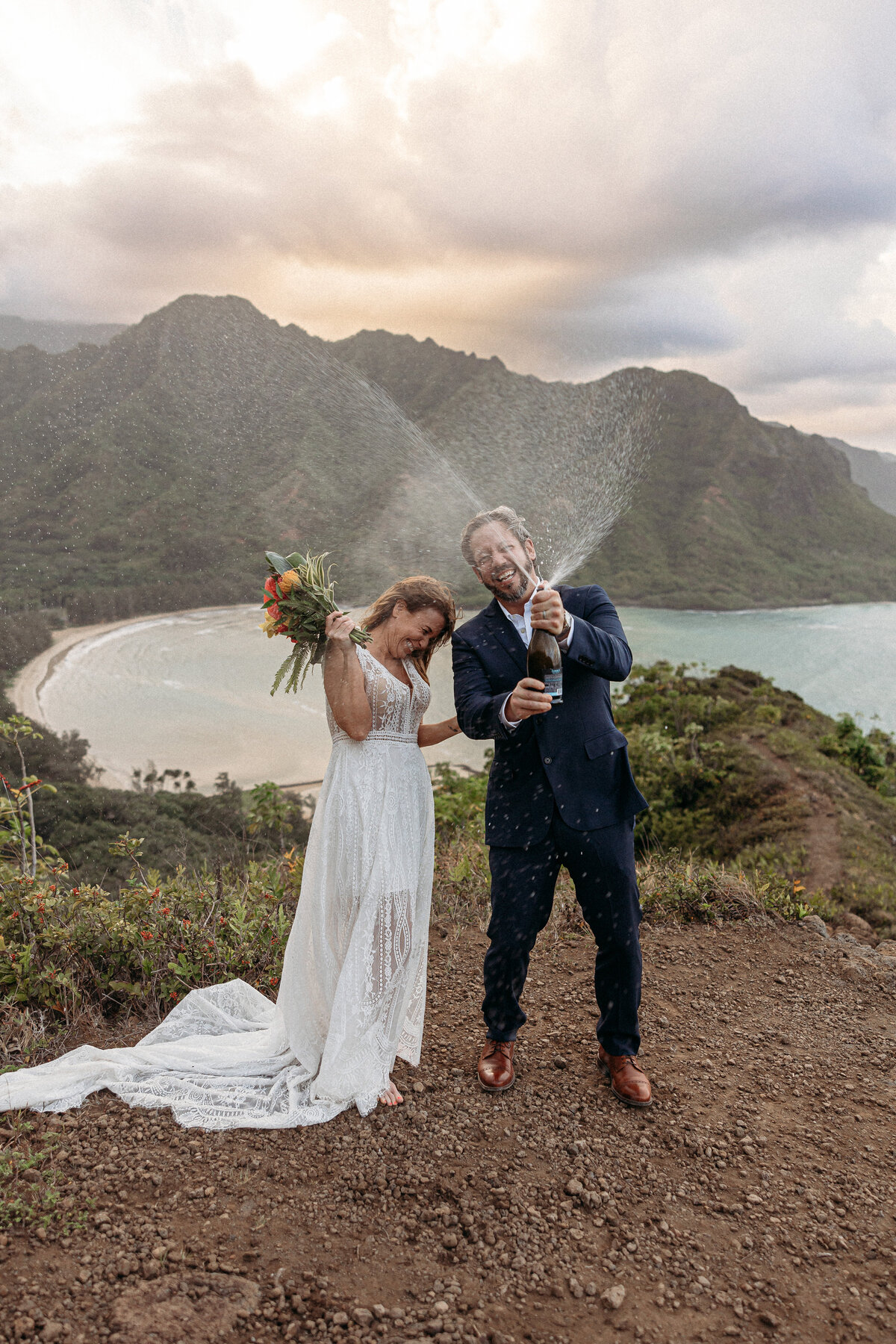 Crouching-Lion-Hike-Elopement-31