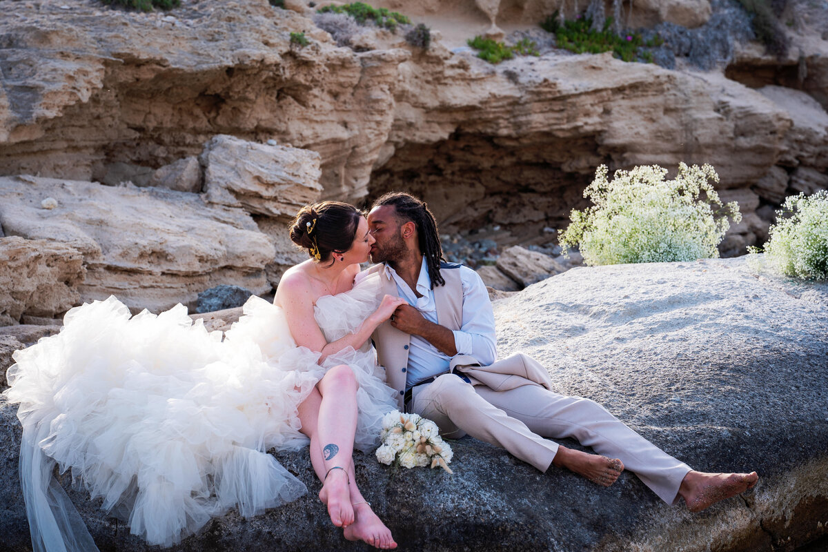 GREECE-ELEOPEMENT-MANDRAKIA-BRIDE-GROOM-photography-17