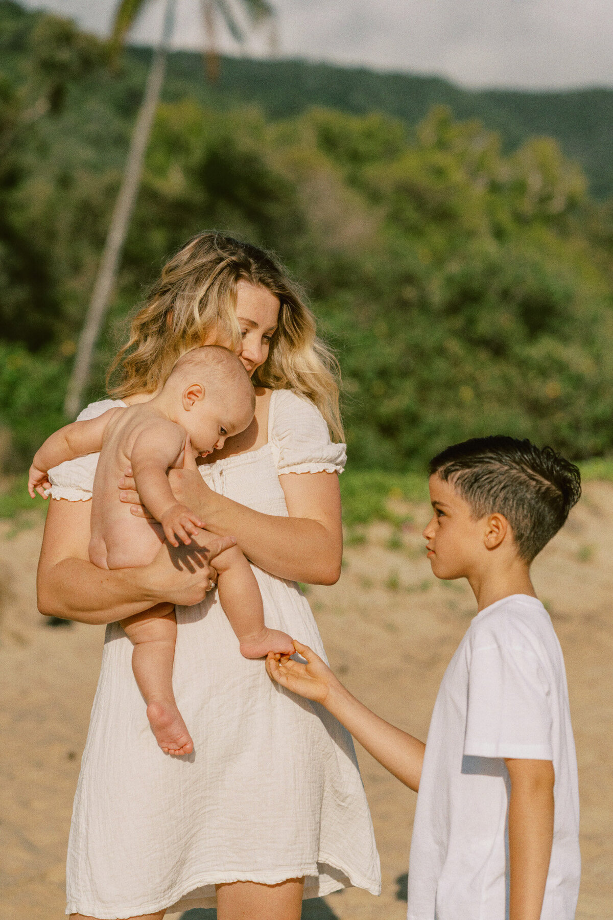 ellis-beach-sunrise-family-engagement-shoot-222