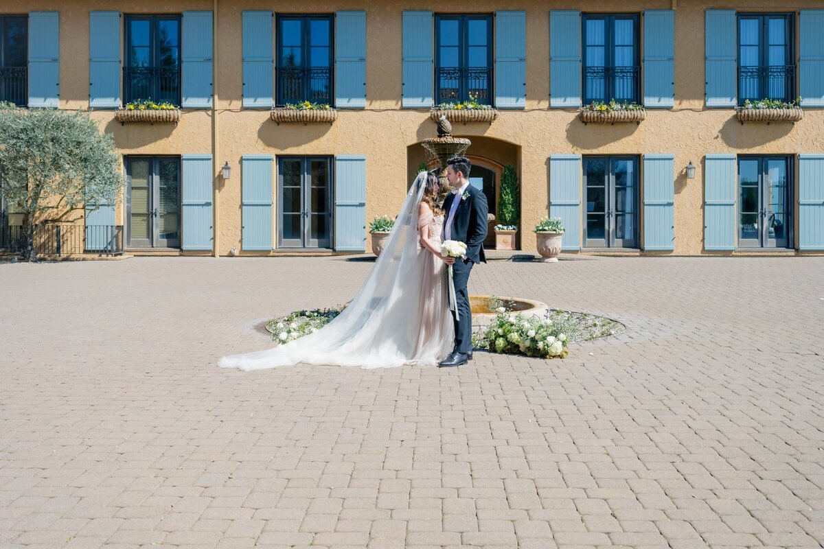 Luxury Washington villa wedding intimate bride and groom elopement portrait