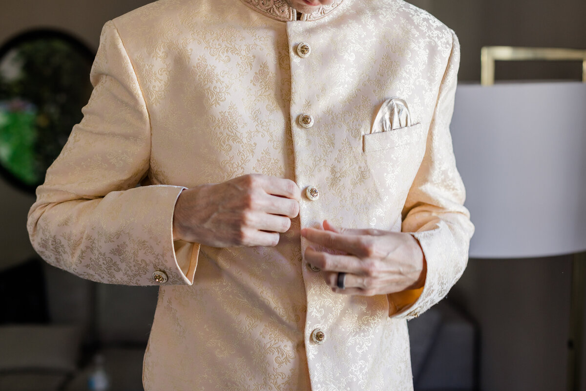 kasia-sicka--photography-lytle-park-hotel-cincinnatiohio-wedding-photographer-cincinnati-art-museum-shaina-perry-wedding
