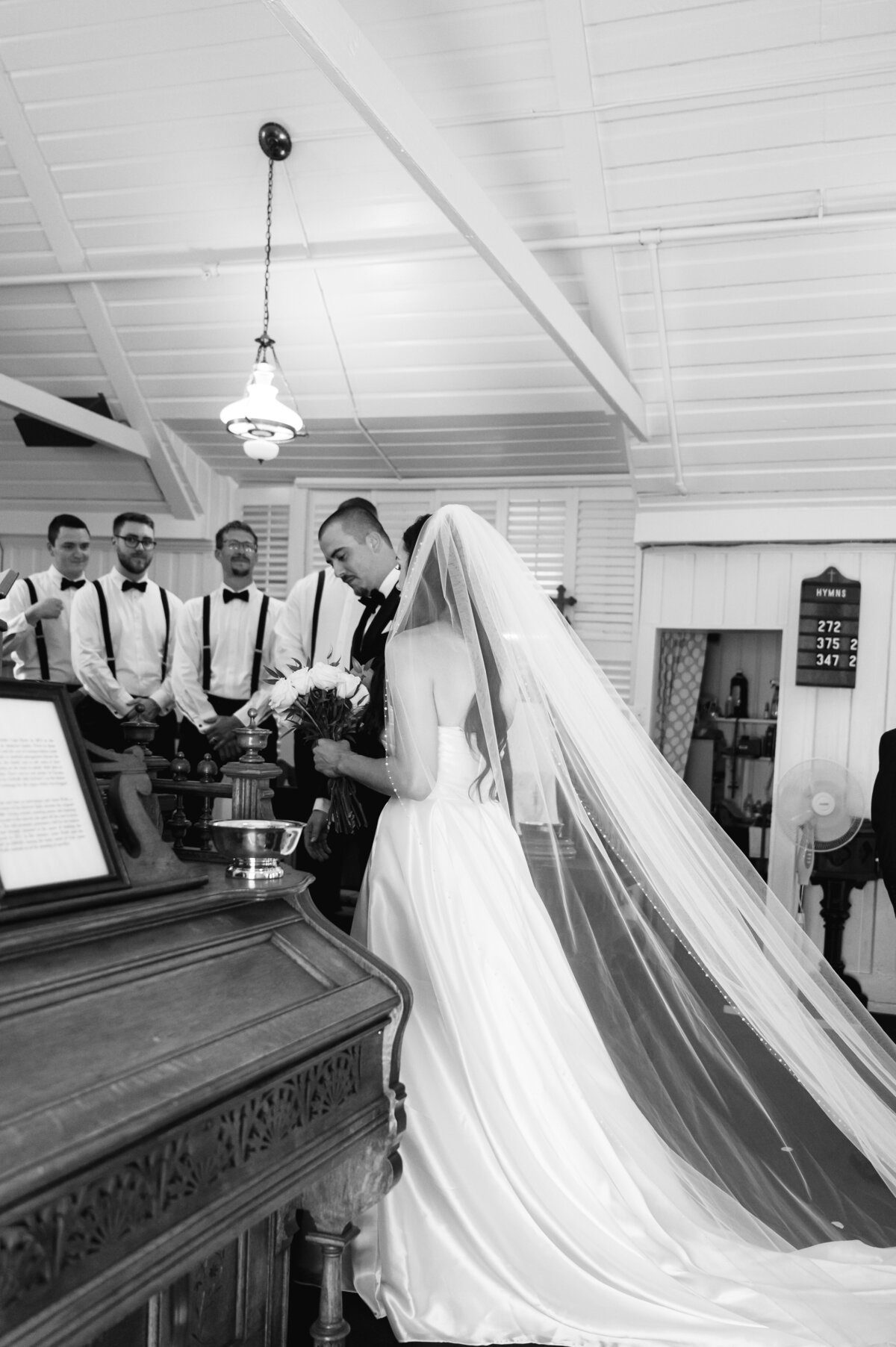 bride arrives at front of church 