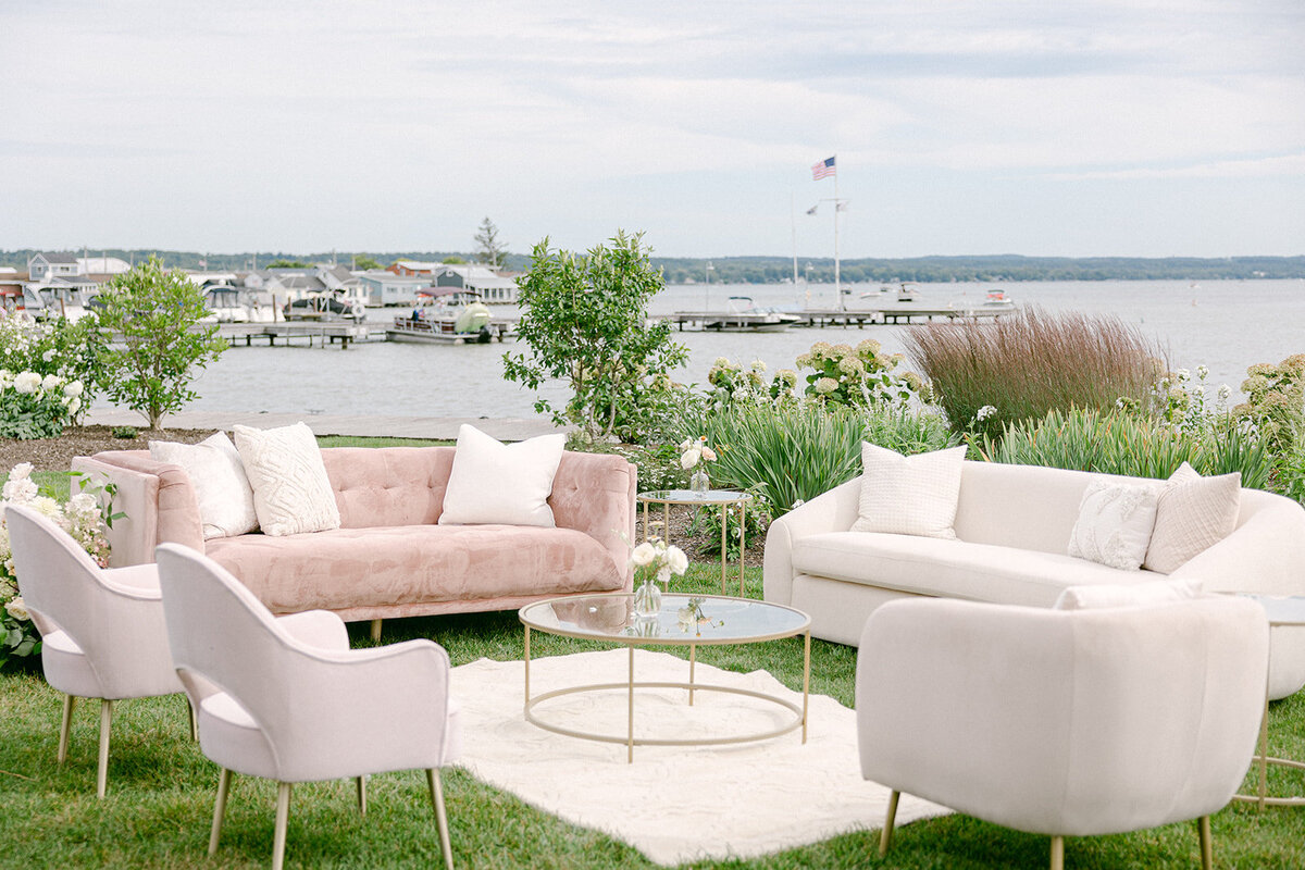 Verve Event Co. The Lake House Fingerlakes Weddings Laura Rose Photography Lounge Revival Rental Flowerwell-656