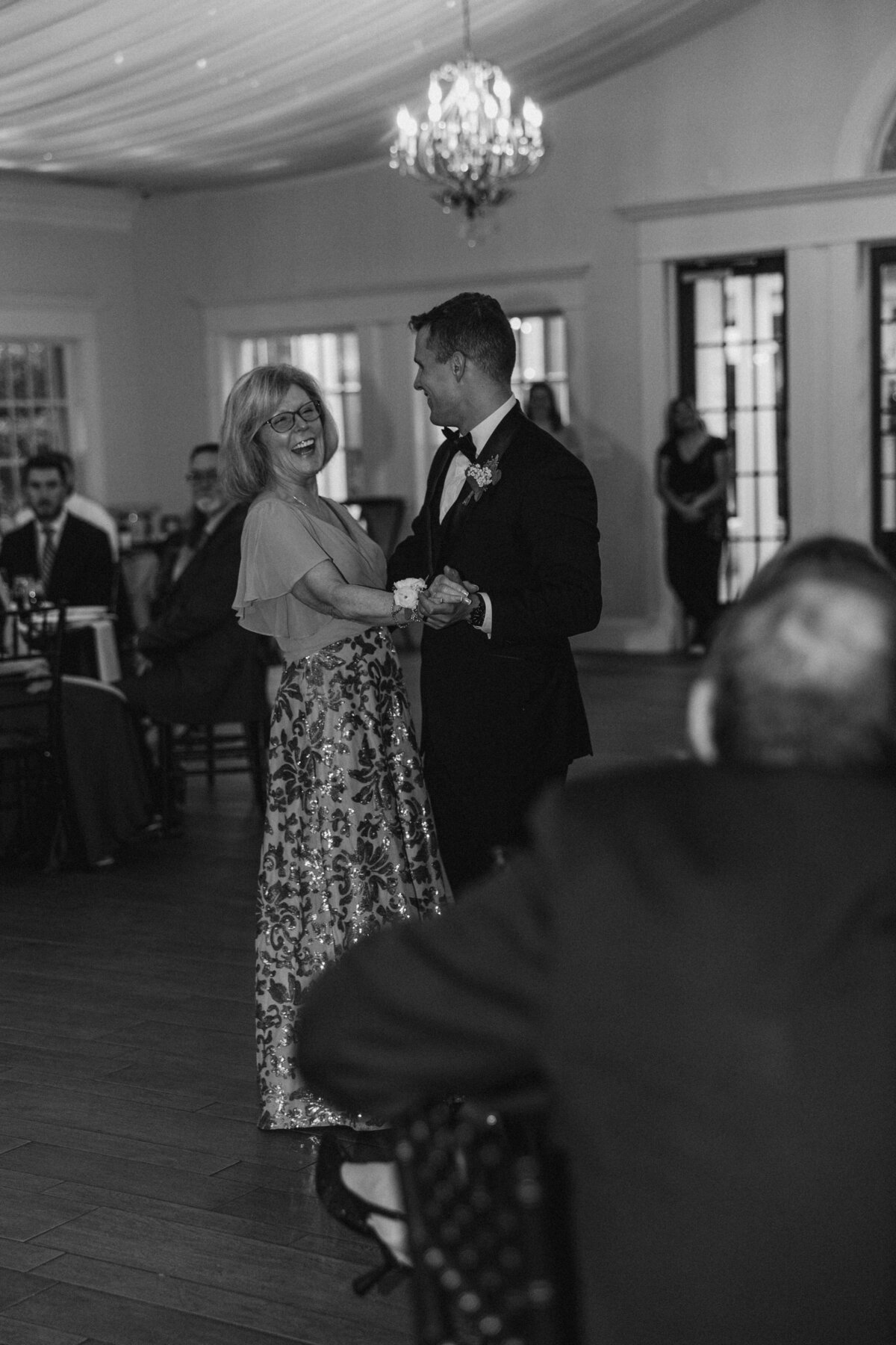 unscripted-unposed-editorial-fashion-wedding-photographer-NYC 20