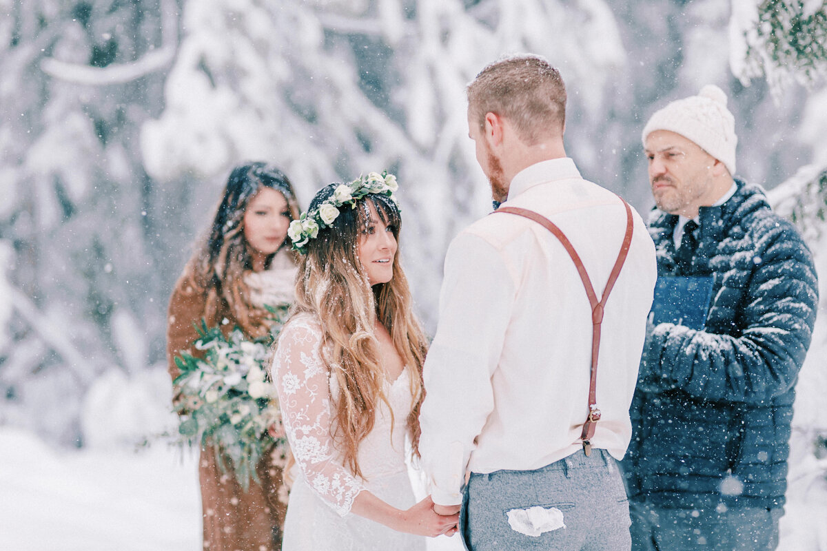 Winter Mount Hood Wedding, Rachel Howerton Photography (24)