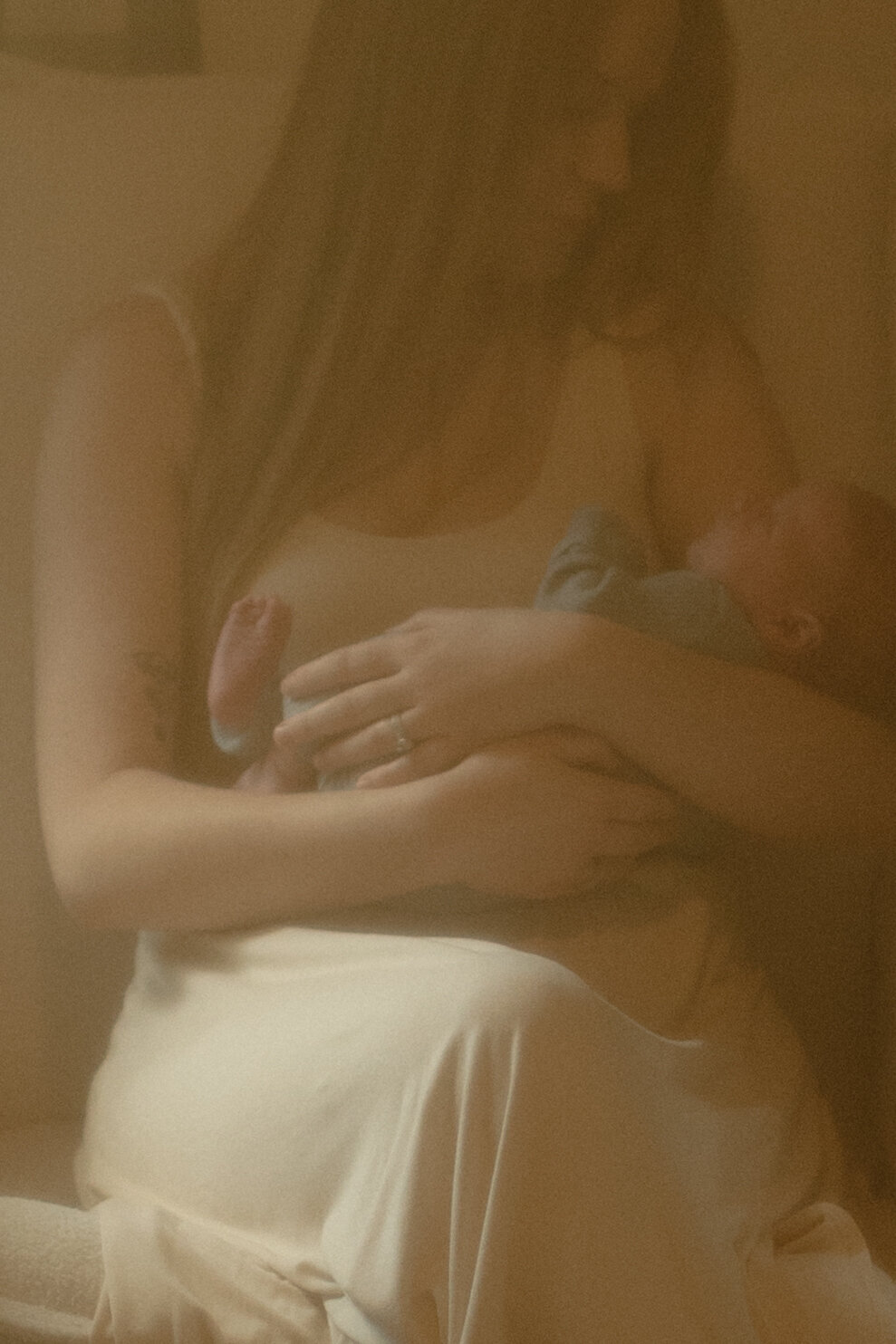 newborn-in-home-new-home-session-11