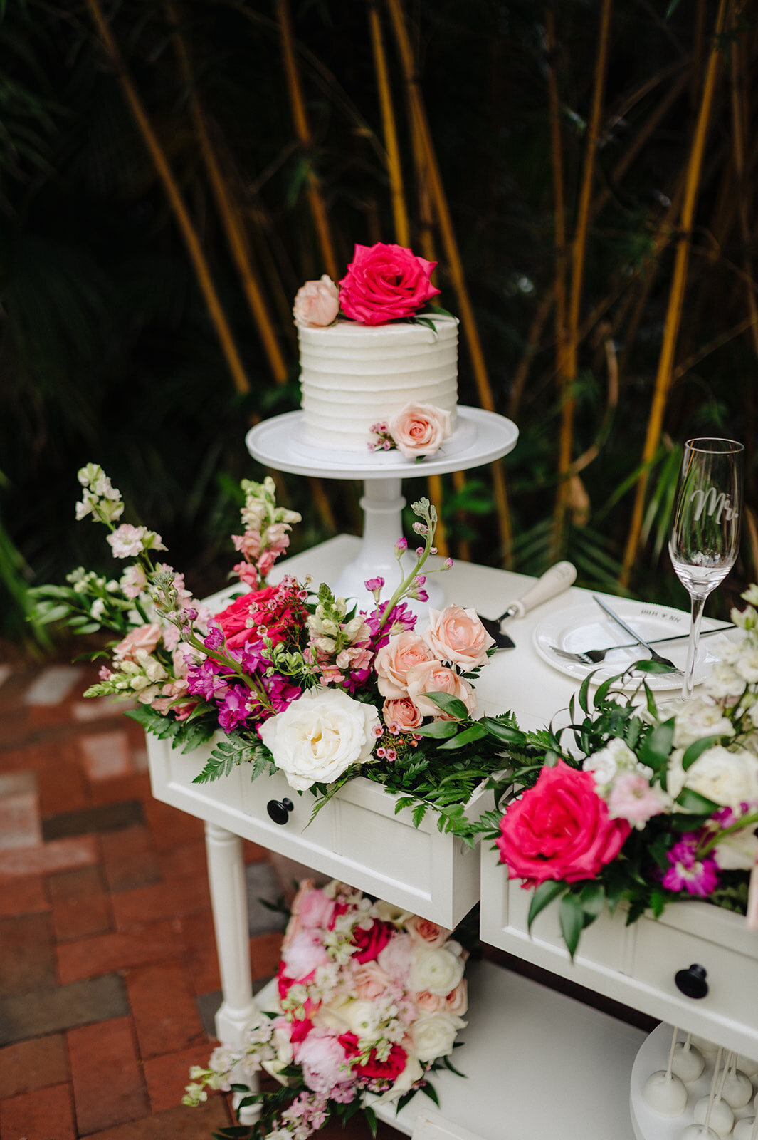 mcneile-photo-sunken-gardens-elope-in-florida-chantilly-chic-celebrations-7