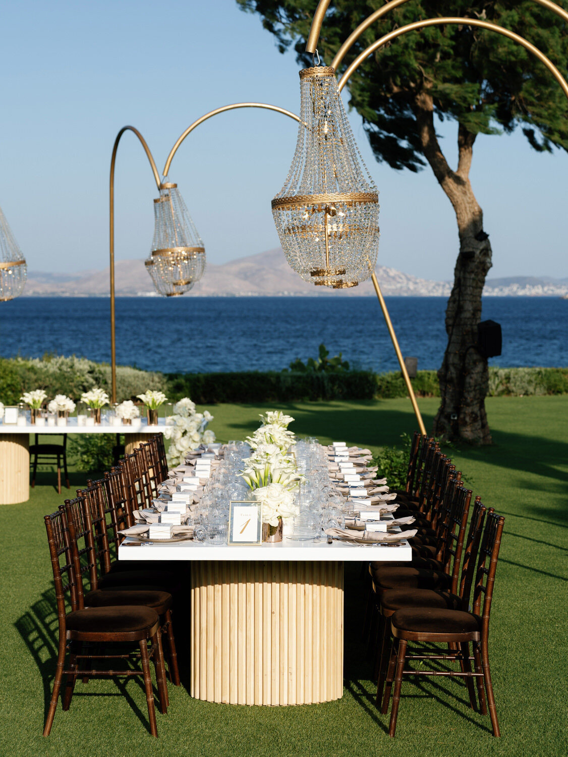 Romantic-Wedding-at-Island-Art-and-Taste–The-Residence-055
