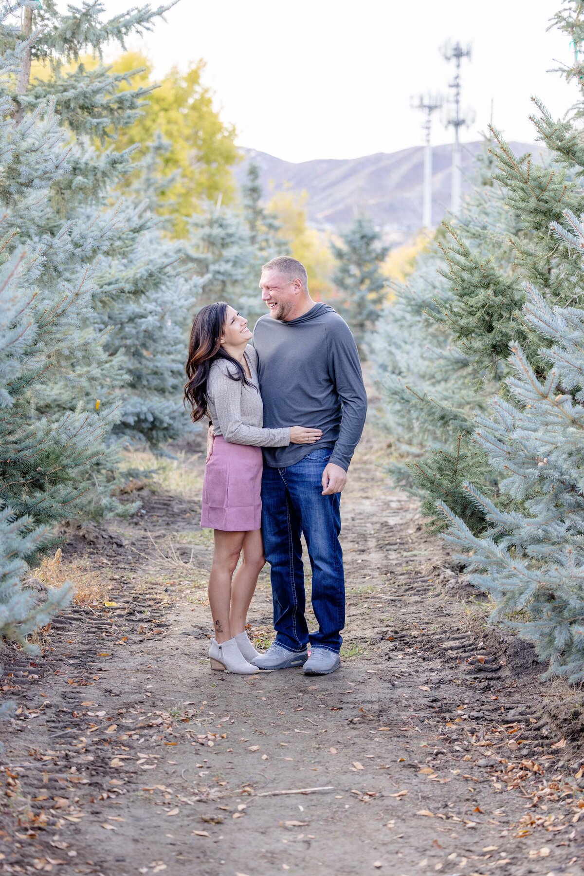 Utah-County-UT-Christmas-Tree-Farm-Mini-Session-Magnolia-and-Grace-Photography-Co-ChelseaL-# (1)-5