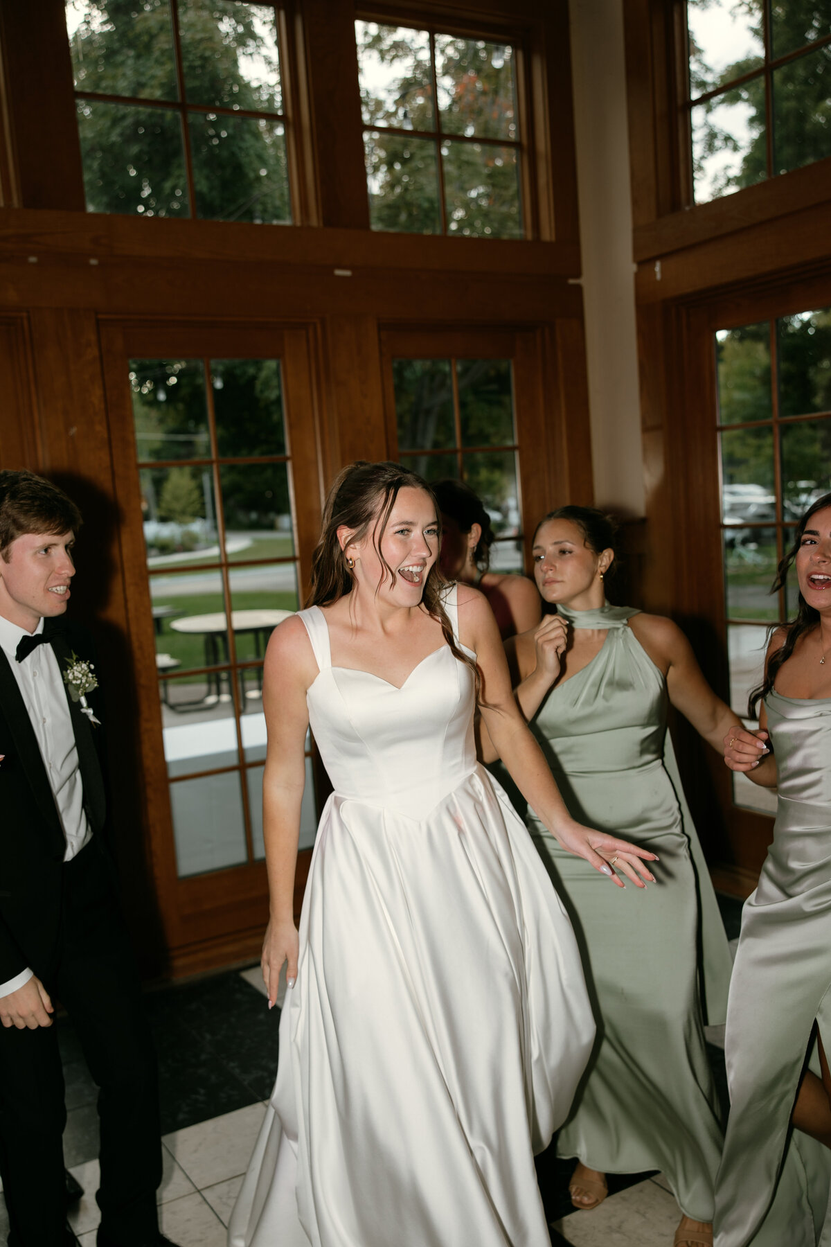 Abigail Anne Photography Colorado and Chicago Wedding and Couples Photographer — Portfolio Featured Story — Addy and Peter's Wedding 15