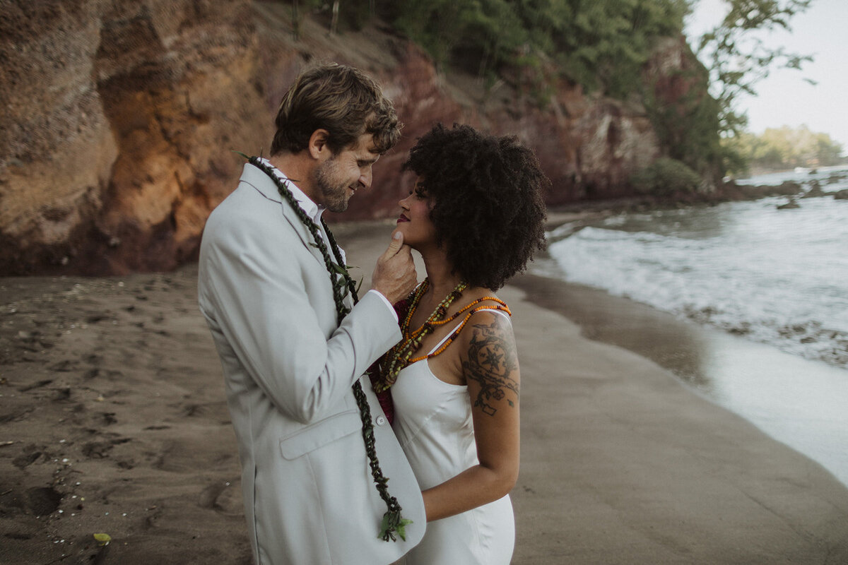 hana-unity-co-maui-elopement_-7533