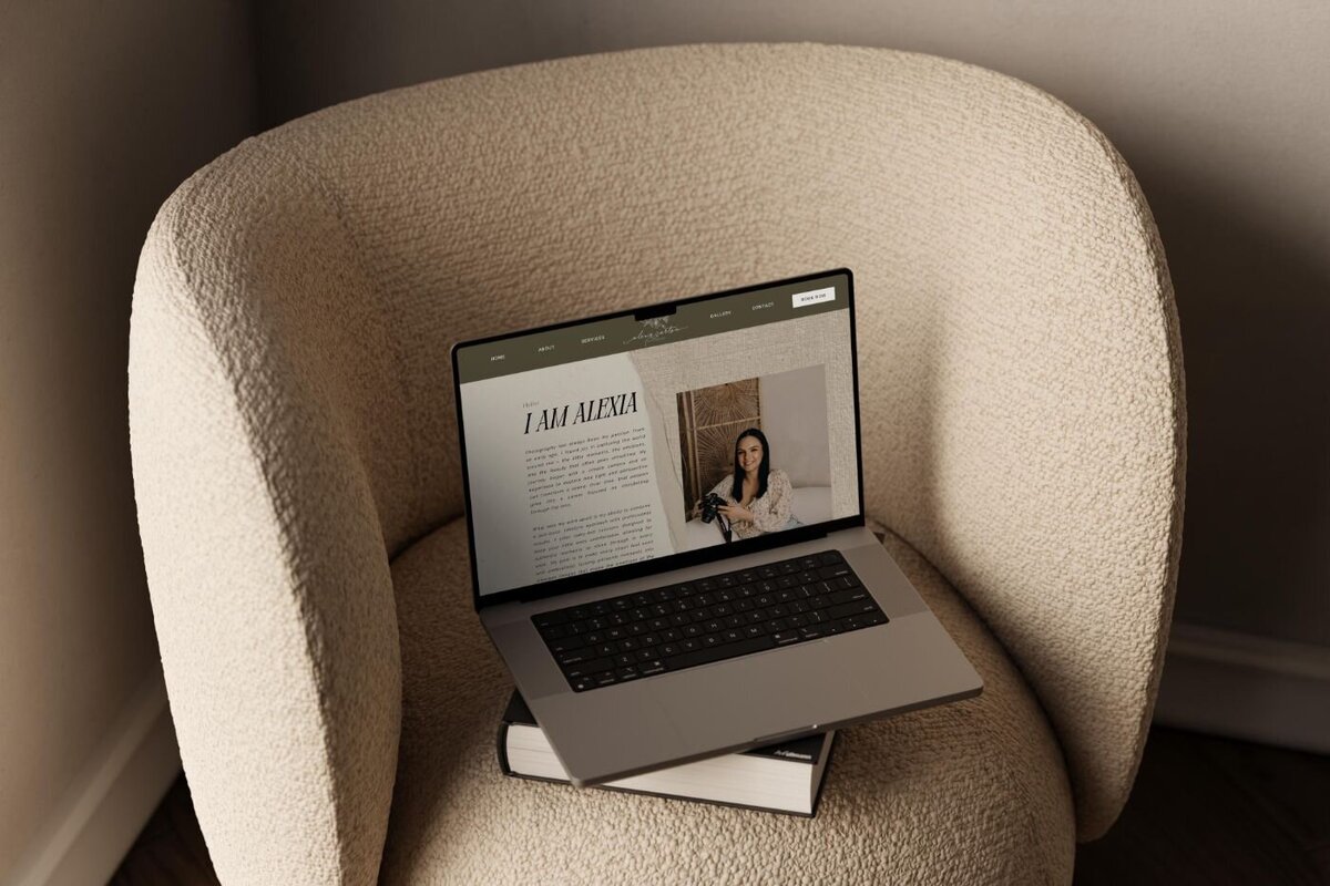 connectme-digital-studios-website-offer-showit-photographers-branding